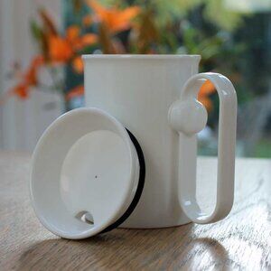 Hand Steady mug with rotating handle - NWT  **Perfect for people with tremors